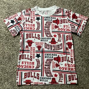 NBA t-shirt, size large red, black & white